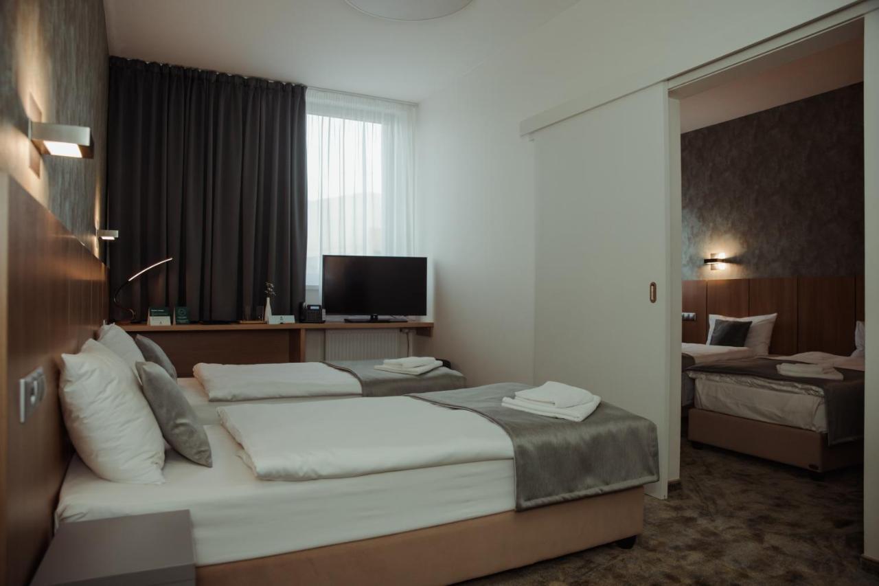Hotel Arena Кошице Екстериор снимка