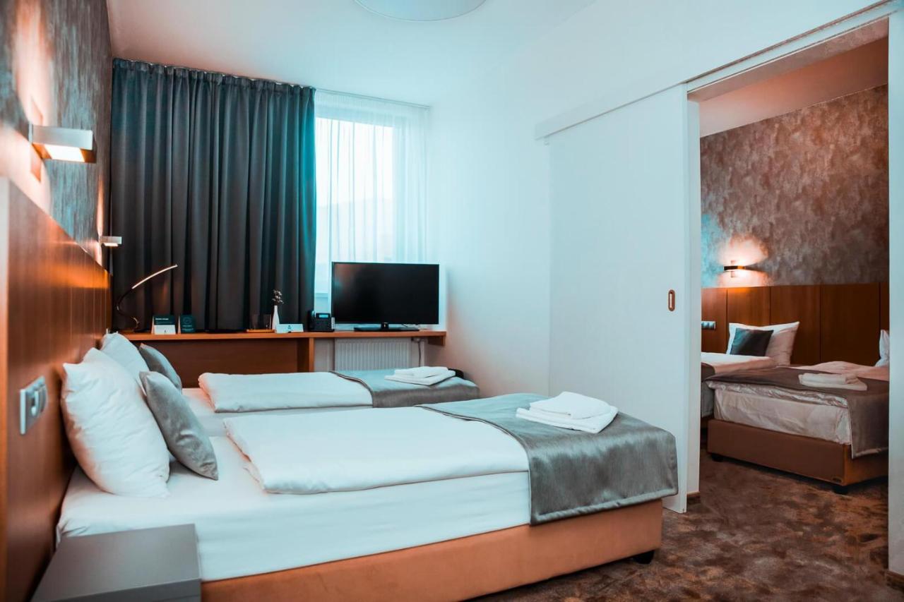 Hotel Arena Кошице Екстериор снимка