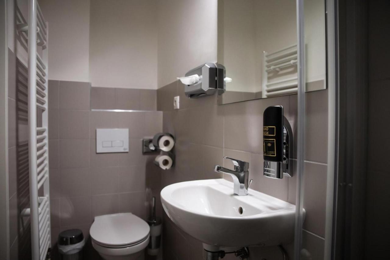 Hotel Arena Кошице Стая снимка